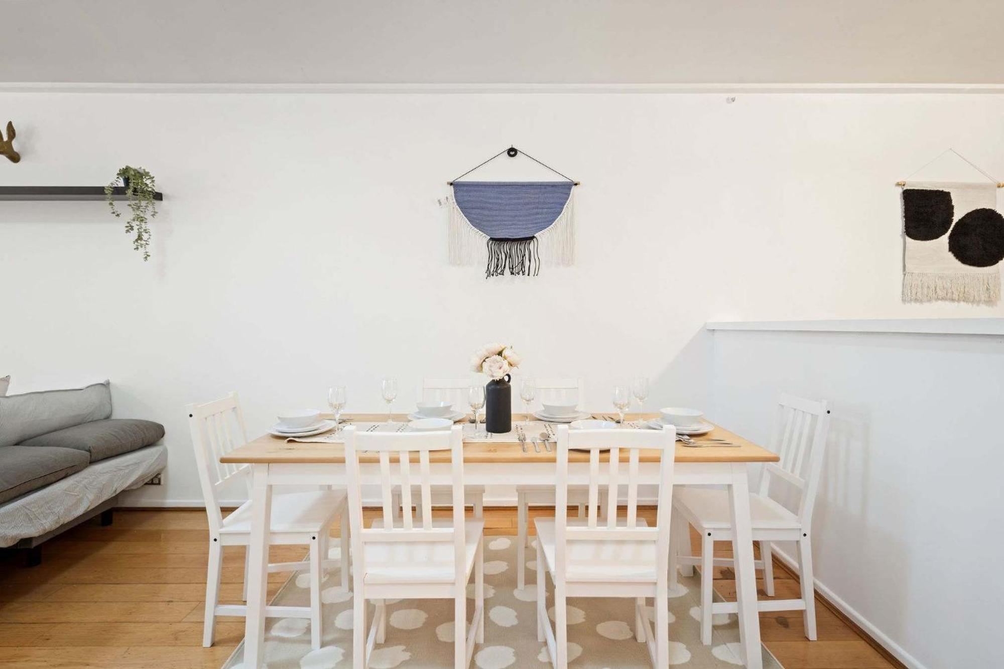 Cozy & Stylish For 6 Near Darling Harbour Apartment *